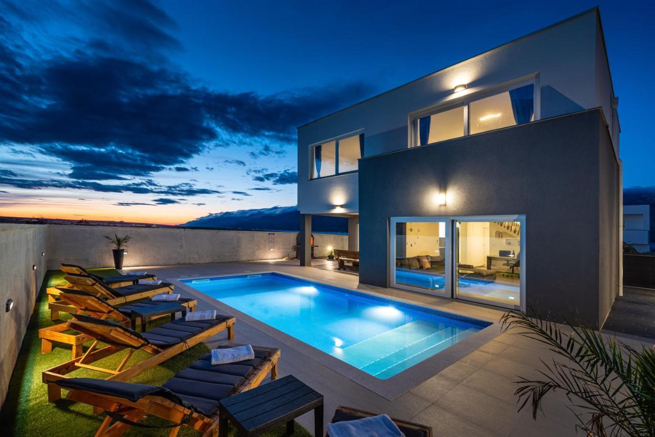 Luxury Villa Noemi Ražanac Extérieur photo