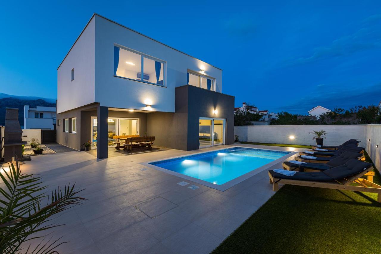Luxury Villa Noemi Ražanac Extérieur photo