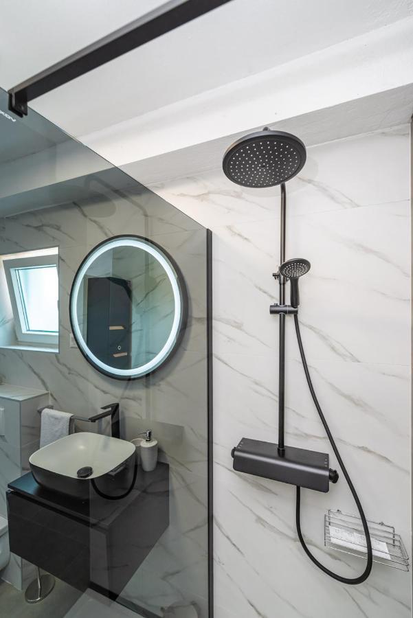 Luxury Villa Noemi Ražanac Extérieur photo