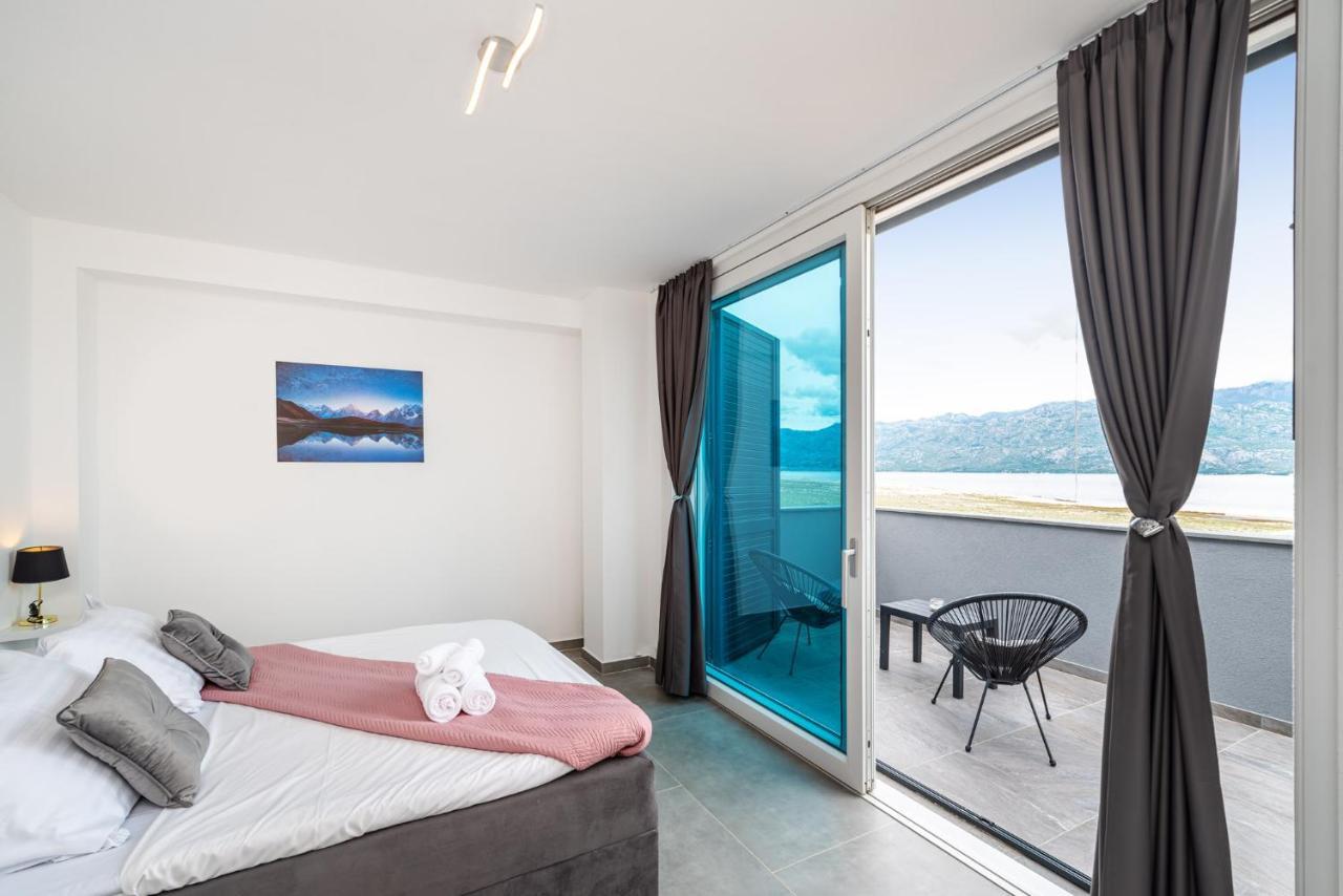 Luxury Villa Noemi Ražanac Extérieur photo