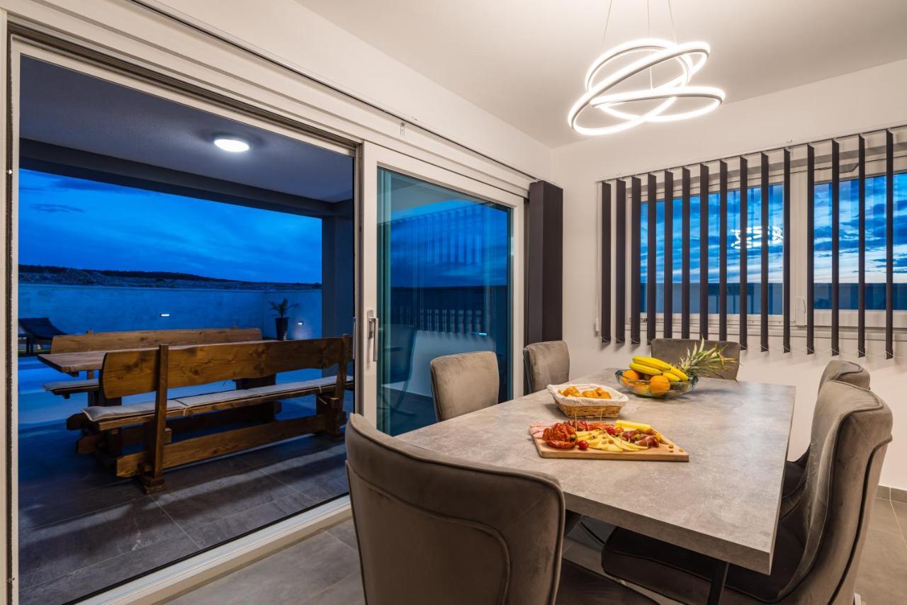 Luxury Villa Noemi Ražanac Extérieur photo